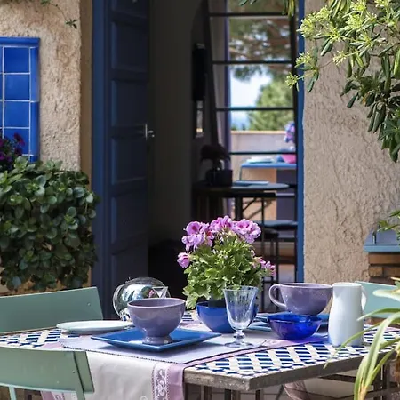 Appartement Gigaro: Petit Mas Terrasse Vue La Croix-Valmer