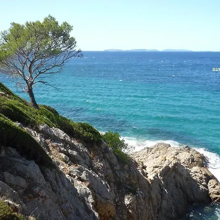 Gigaro: Petit Mas Terrasse Vue *